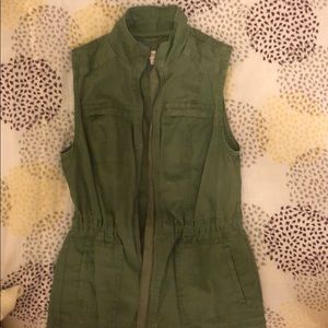 Green Target zip vest